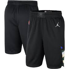 See more of milwaukee bucks on facebook. Milwaukee Bucks Jordan Statement Swingman Shorts Personalisierbar Herren