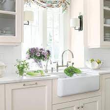 We love kitchens and with so many beautiful styles & ideas out there. Paint Gallery Benjamin Moore Linen White Paint Colors And Brands Design Decor Photos Pictures Ideas Inspiration And Remodel