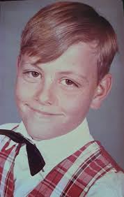 Who are the people in this elementary school photo?