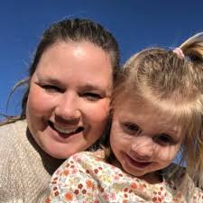 Meghan Wright (@meg_nwright)