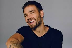 Sam Pounds's Instagram, Twitter & Facebook