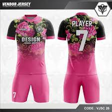Selain itu, jika memiliki desain baju futsal yang keren kalian bakal jadi pusat perhatian ketika pertandingan. Desain Baju Bola Warna Pink Yang Bagus