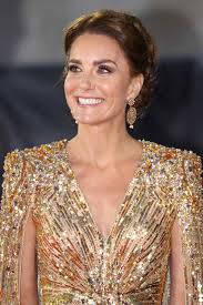 Catherine's surprise visit to the Natural History Museum in a long silk  dress