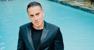 Diaz is simply trying to prove he's not still that loser kid who gets beat up at night when the nun's the story ends full circle, with diaz tracking down his childhood bully and literally lighting the man on fire in. Kirk Acevedo Arrow Starry Constellation Magazine