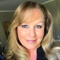 Alice Duggan's Instagram, Twitter & Facebook