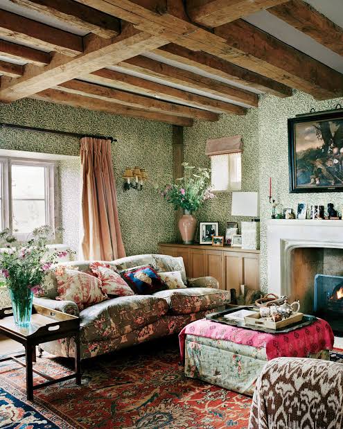 17 KEY ELEMENTS TO ACHIEVING THAT ENGLISH COTTAGE LOOK - Nadine Stay