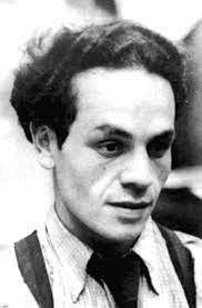 Nicanor parra fue un hombre polifacético, que se dedicó a la poesía, las matemáticas y la física con similar éxito y reconocimiento. Pin En Fotografia