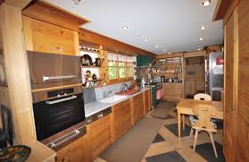 An icon of french pop music, johnny hallyday, has died at the age of 74. Johnny Hallyday Vend Son Chalet Suisse Seloger