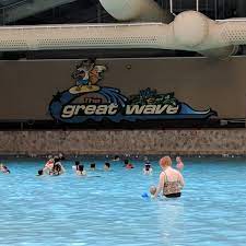 #3 best value of 16 wisconsin dells resorts with indoor pools. The Giant Wave Water Park