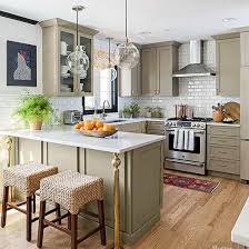 20 Unbelievable Before And After Kitchen Makeovers Kitchen Remodel Small Small U Shaped Kitchens Kitchen Layout