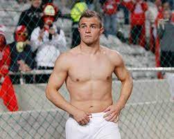 Born 10 october 1991) is a swiss professional footballer who plays as a winger for height and weight 2021. Xherdan Shaqiri Height Weight Body Statistics Healthy Celeb Deportes