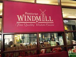 The deco was ok so i thought why not? Aeon Bukit Tinggi Shopping Center Photo De Windmill In Aeon Bukit Tinggi Klang Tripadvisor