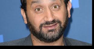 ⋙ tpmp refait l'année (c8): Un Jeune Homme Trouve La Mort A Cause De Cyril Hanouna