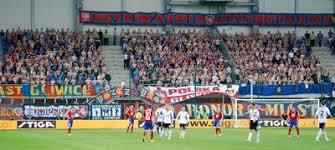 I są chuligani piasta gliwice. Kibice PoÑ™ska NaviÑ˜achka Scena Curvasrb