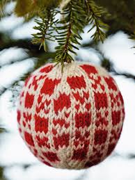 The best part is that it is natural and completely recyclable! Squirrel Knitted Christmas Ball Extract From 55 Christmas Balls To Knit By Arne Nerjordet How To Make A Christmas Tree Ornament