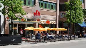 Vi rekommenderar dig att söka information hos respektive verksamhet för att få aktuella öppettider. Helsingborg 3 City Max