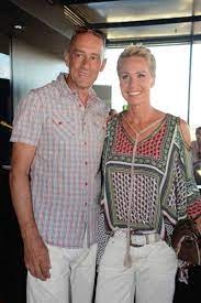 Überall in der welt leben und arbeiten. Sonja Zietlow Das Ist Ihr Erfolgreicher Ehemann Jens