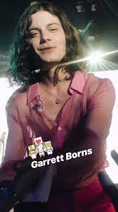 Pin By Shelly On Borns Pretty Boys Singer Celebrity Crush