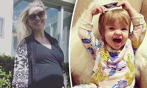 Lauren newton's sixth child arrives seven weeks early. Bert And Patti S Daughter Lauren Newton Reveals She S Pregnant With Her Sixth Child Daily Mail Online