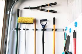 Garage organization for garden tools. Brilliant Ways To Organize The Garage Blue I Style