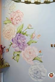 Yeşil, çok yönlü bir bebek odası için hayalleri süsleyen renktir. Guller Ve Periler Duvar Resmi Bebek Ve Cocuk Odasi Duvar Boyama Duvar Dekoru Kiz Odasi Dekoru Murals For Kids Mural Painting Mural