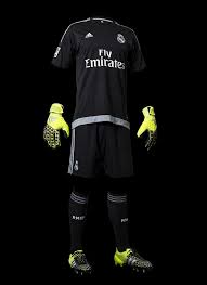 4.3 out of 5 stars 35. Real Madrid Goalie Kit 2015 16 Idfootballdesk Blog