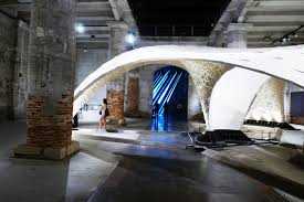 Le reading « the book of traps & lessons » sera présenté le 10 juillet au teatro goldoni, à 21h00, au 49ème festival. Bienala De Arhitectura De La Venetia 2016 Reflex Architecture