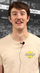 @BananaBall_'s video Tweet