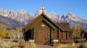 The mangy moose market and cellars offers spirits, over 325 different wines and all of your grocery and shopping needs. Church Of The Transfiguration Wyoming Estados Unidos 4k Stock Video 571 186 735 Framepool Stock Footage