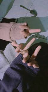 Langkah langkah untuk edit foto tangan aesthetic yang viral di aplikasi tiktok memanglah sangat mudah ya teman teman, untuk itu kamu bisa mempraktikan cara cara atau langkah langkah yang. Pin Oleh Mellguerr Di All Gambar Artis Bertato Foto Tangan