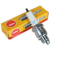 bpm7a ngk spark plug fits husqvarna 36 40 41 42 45 50 51 55 61 66 136 137 141 142 235 e 236 e 240 e chainsaws 503235108 503235111