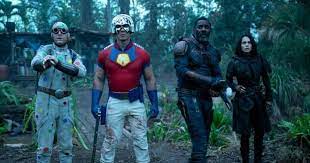 Em esquadrão suicida, diversos personagens da dc comics se reúnem em uma agência secreta do governo que recruta supervilões encarcerados para que eles executem perigosas missões. Saiba Quem E Quem No Filme O Esquadrao Suicida