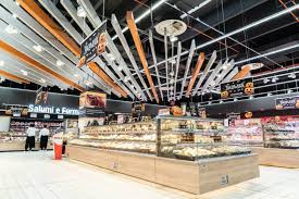 Parma beach arena consente la pratica di beach volley,beach tennis e altri sport da spiaggia tutto l'anno. New Flagship Interspar Hypermarket In Southern Italy Takes Shoppers On A Culinary Journey Spar International
