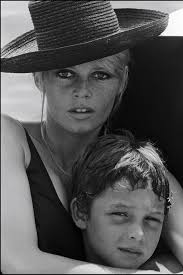 Brigitte Bardot: Die Filmikone feiert 90. Geburtstag | BRIGITTE.de
