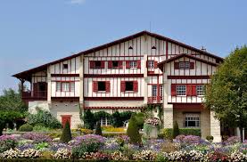 Villa Arnaga Cambo Les Bains Paysbasque Maison Basque Pays Basque Apprendre Le Francais