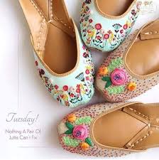 Rajasthani Mojdi Handcrafted Designer Bellies The Mommypedia Stylish Shoes Heels Trendy Shoes Fashion Shoes