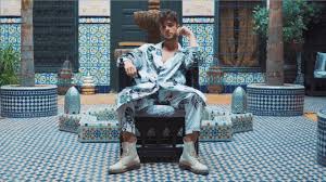 A luca is someone who is genuinly attractive. Luca Hanni Signs Official Music Video Youtube