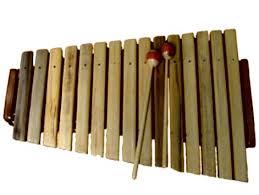 Sejenis kolintang yang terbuat dari bambu lalu menghasilkan nada ketika dipukul menggunakan pemukul khusus, tidak bisa dipukul sembarangan. 19 Alat Musik Pukul Bernada Dan Tidak Bernada Beserta Gambarnya Artikel Materi