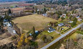 Current Listings of Clark Barry PREC*, Real Broker, Real Estate Agent BC