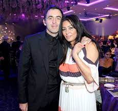 Ronnie o'sullivan is an english professional snooker player who has a net worth of $14 million. Ronnie O Sullivan And Laila Rouass S New Life Buddhism Green Tea And Early Nights Aktuelle Boulevard Nachrichten Und Fotogalerien Zu Stars Sternchen