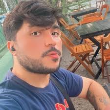 me realizing they told us up front this woman is a republican and then made  her (possibly) the most relatable of the trio, i feel bamboozled. i also  think that was really