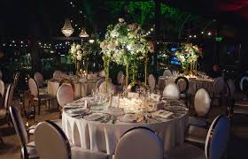 Confortul modern face aici casă bună cu liniștea deplină a pădurii, iar mirosul proaspăt al vegetației este decorul sublim al unei nunți în aer liber. Wedding Support