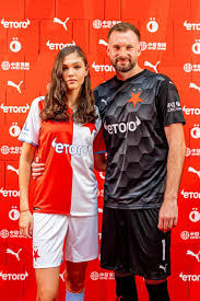 Dres 2021/22 puma promo domácí. Galerie Dresy Na Novou Sezonu Zmena V Budejovicich Slavia A Novy Partner Foto 3 Isport Cz