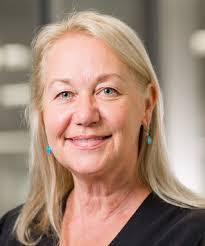 Danielle Deville's Instagram, Twitter & Facebook