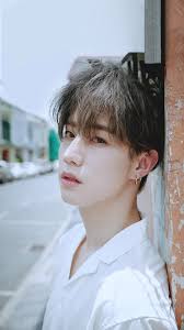 Aku adalah anak terakhir dari 3 bersaudara dengan kakakku yang tertua telah menjadi dokter umum dan kakakku yang satu lagi masih kuliah di salah satu perguruan tinggi negri. Yeon On Twitter In 2021 Got7 Mark Tuan Mark Tuan Got7 Mark