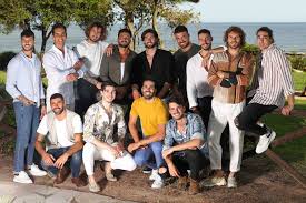 Con diciannove anni di differenza la coppia romana è già nelle tendenze twitter. Temptation Island 2021 Valentina E Tommaso Star Della Prima Puntata