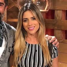 Novo visual de nadja pessoa dividiu os seguidores (foto: Media Tweets By Nadja Pessoa Nadjapessoafcc Twitter