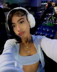 🪽angel with an attitude🪽