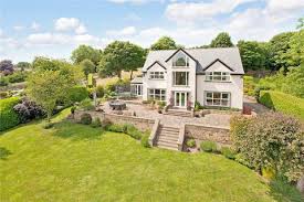 Southfield Carlton Lane Guiseley West Yorkshire Ls20 5 Bed Detached House For Sale 1 050 000 Detached House House Styles House