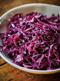 Salade De Chou Rouge Ricardo Recipe Red Cabbage Coleslaw Red Cabbage Recipes Coleslaw